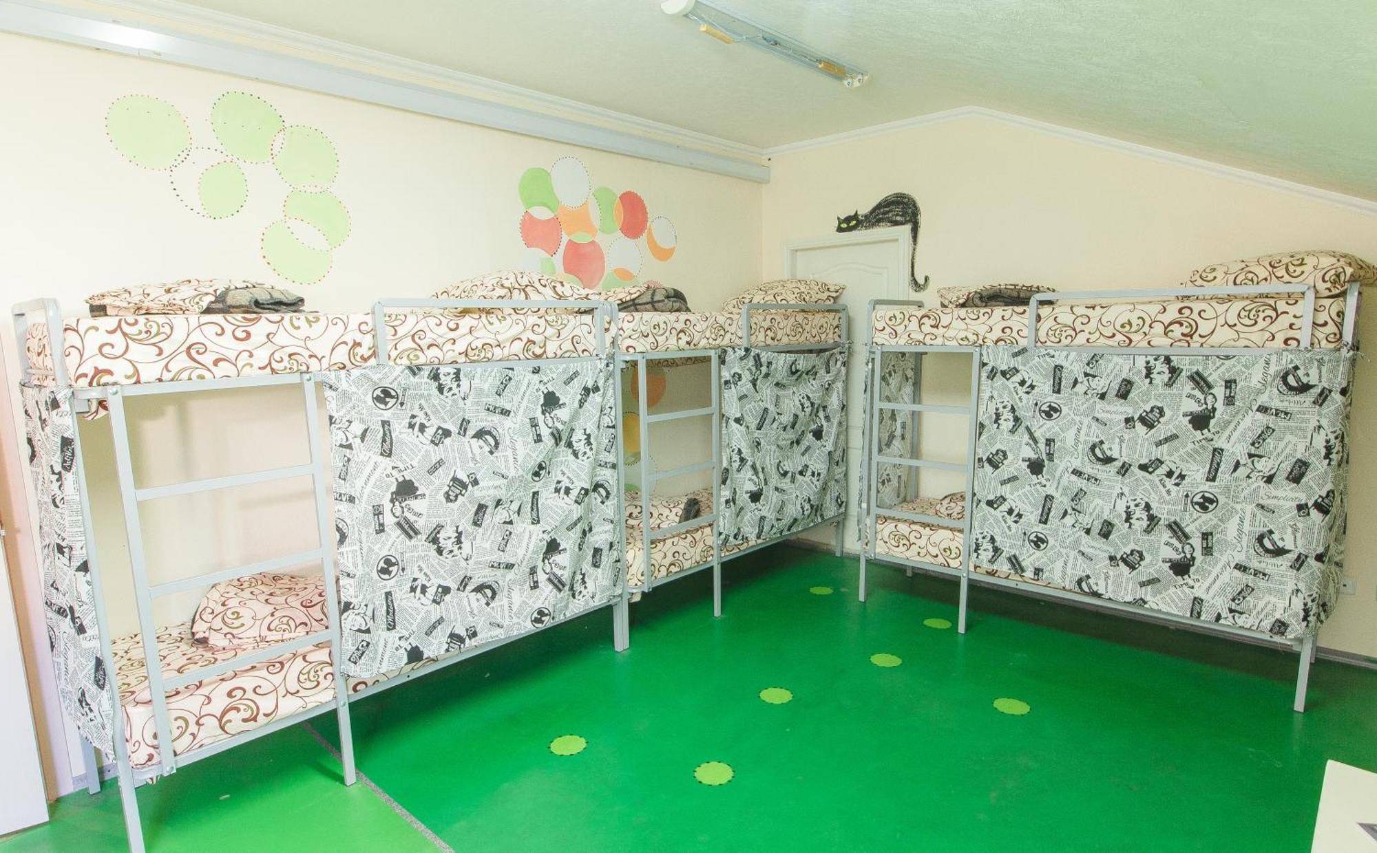 Lucky Hostel На Крещатике Kiew Exterior foto