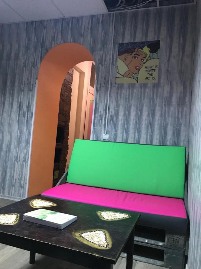Lucky Hostel На Крещатике Kiew Exterior foto